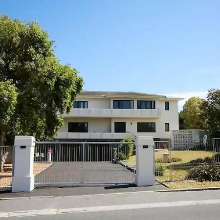 Cape Dawn Guest House Parow Extérieur photo